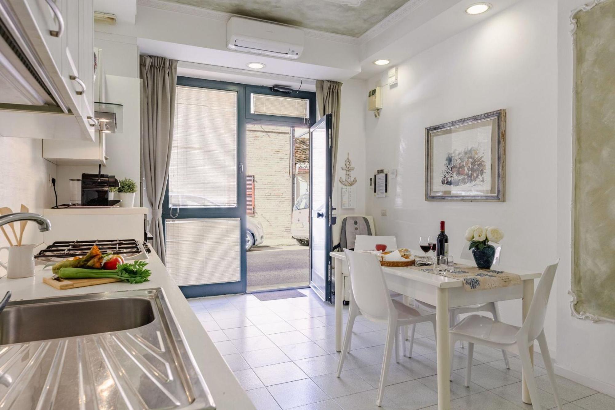 Italian Experience-La Rondine Apartment Porto Recanati Dış mekan fotoğraf